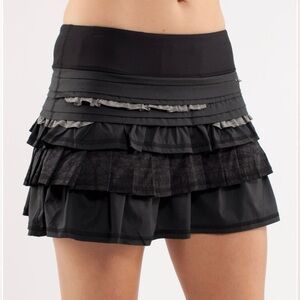 Lululemon Run: Back On Track Skirt, NWT, Size 10
Black / Heathered Black
